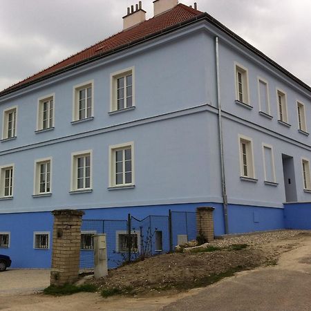 Satlava Valtice Appartement Buitenkant foto