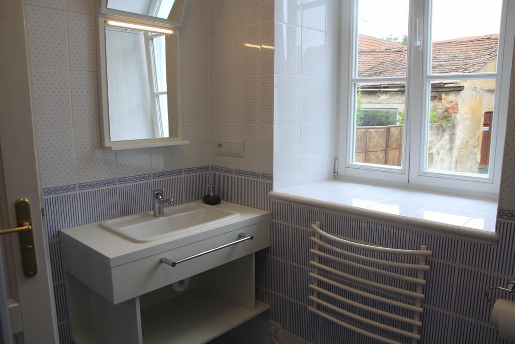 Satlava Valtice Appartement Buitenkant foto